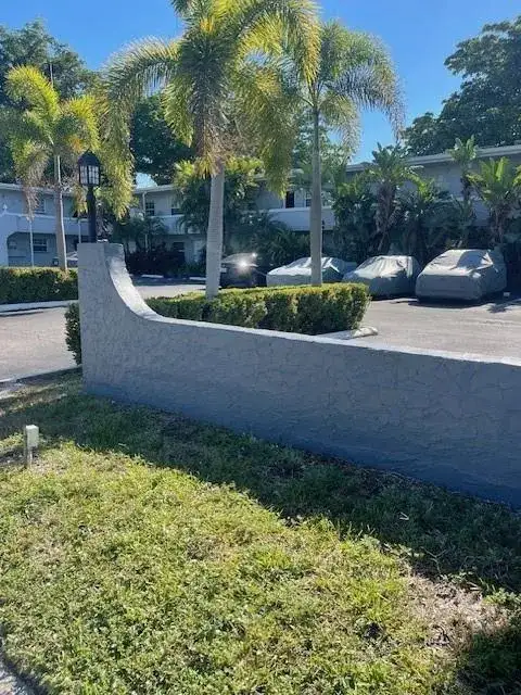 900 NE 26 Street # 15, Wilton Manors FL 33305 photo 2