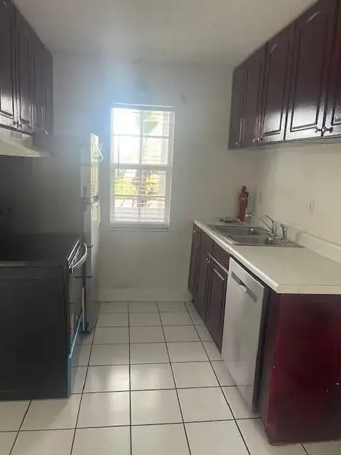 900 NE 26 Street # 15, Wilton Manors FL 33305 photo 4