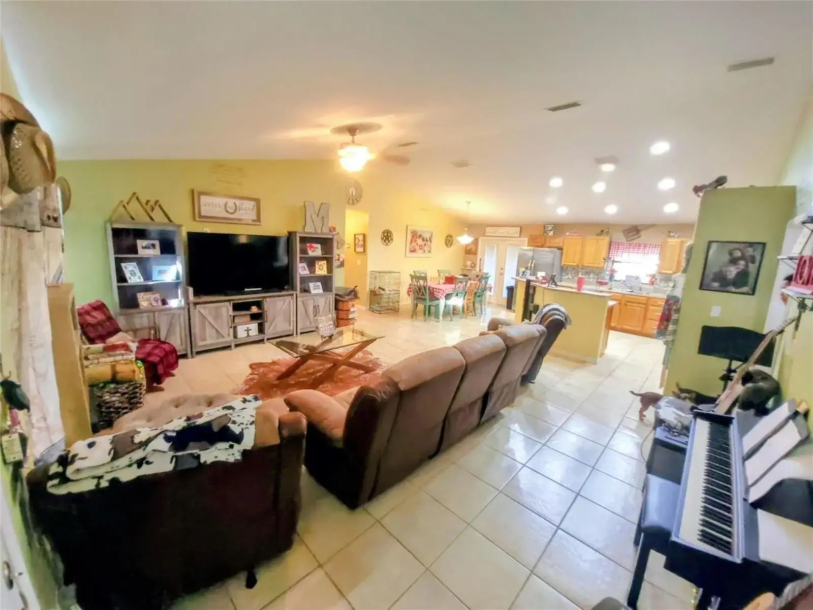 1153 Jerdik Drive, Moore Haven FL 33471 photo 2