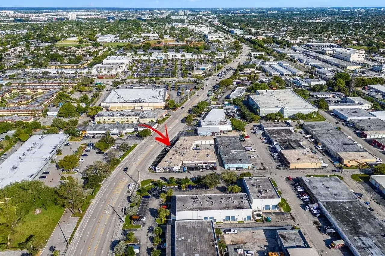 4800 N Dixie Highway, Oakland Park FL 33334 photo 3