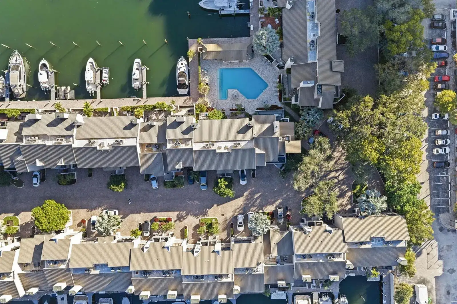 8 Portside Drive # 8a, Fort Lauderdale FL 33316 photo 2