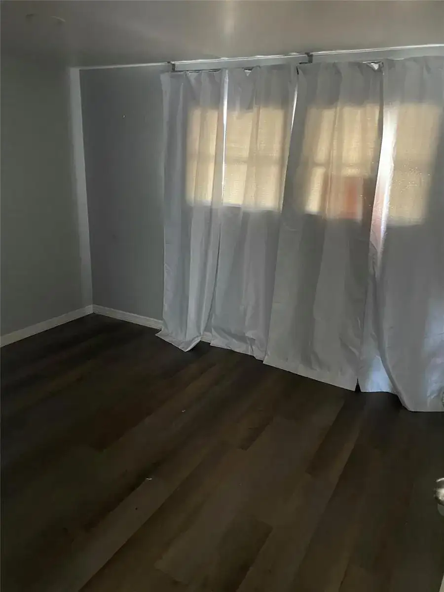 8508 SW 16th Court, Davie FL 33324 photo 3