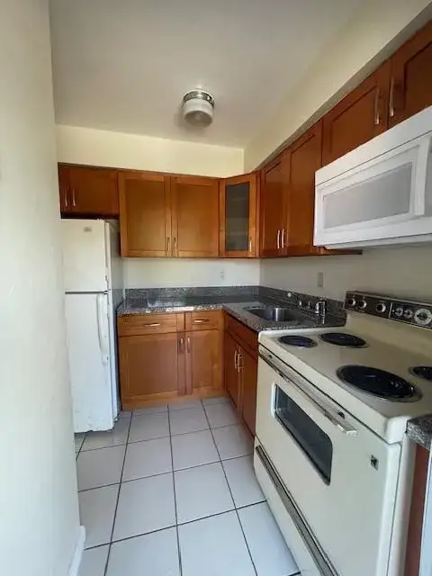 1711 S Cypress Road, Pompano Beach FL 33060 photo 4