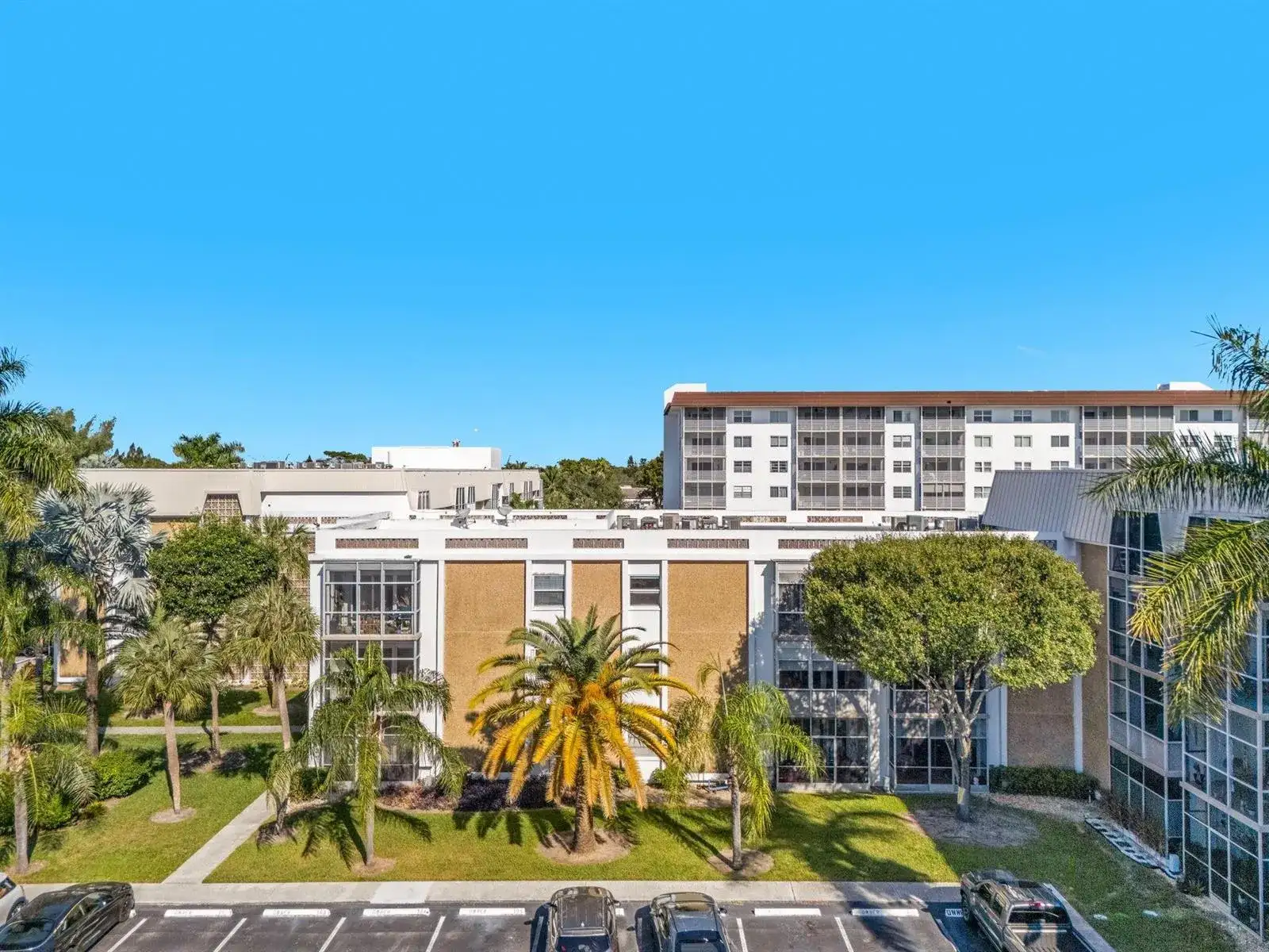 3020 NE 16th Avenue # 105, Oakland Park FL 33334 photo 4
