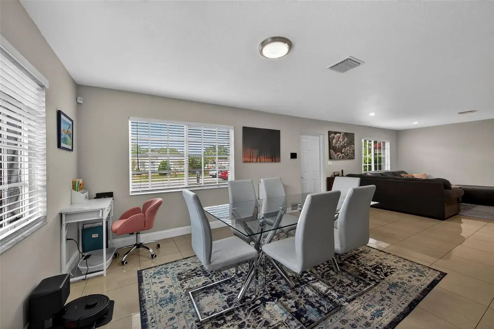 348 NW 40th Court, Oakland Park FL 33309 photo 4