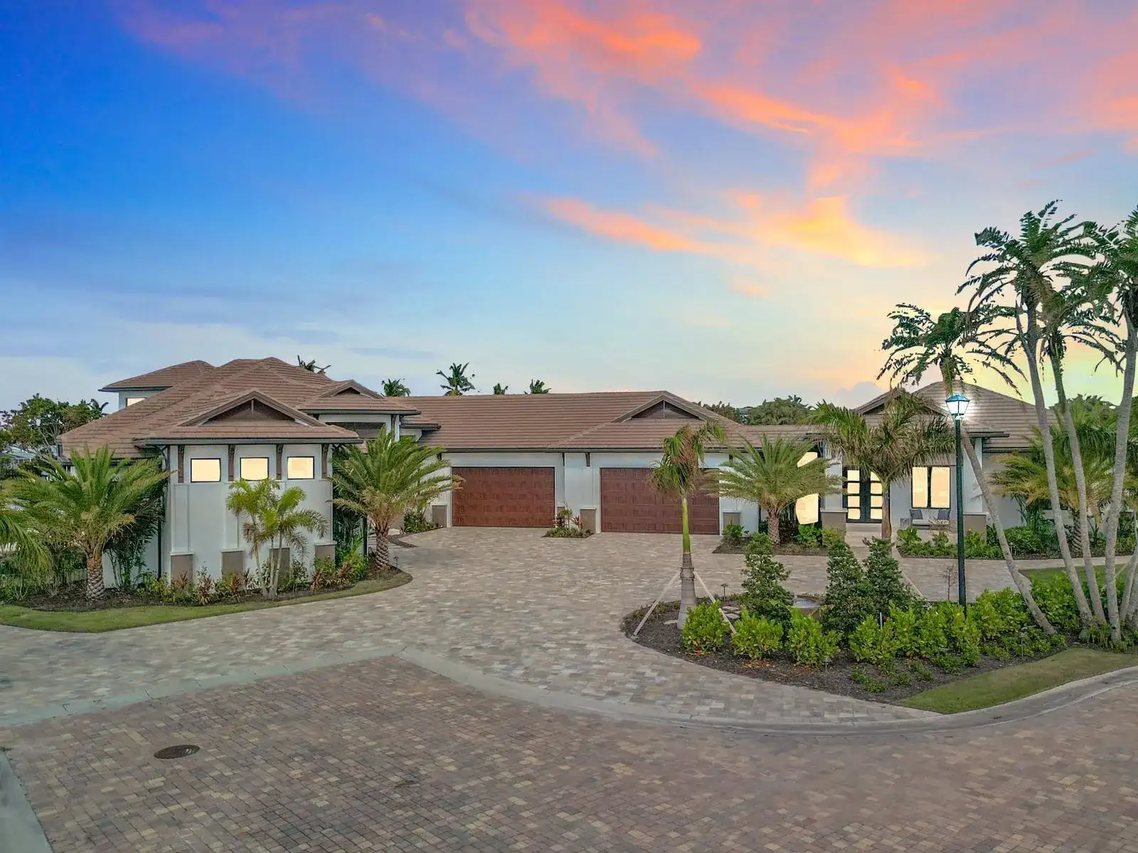 14201 Bay Drive, Fort Myers FL 33919 photo 2