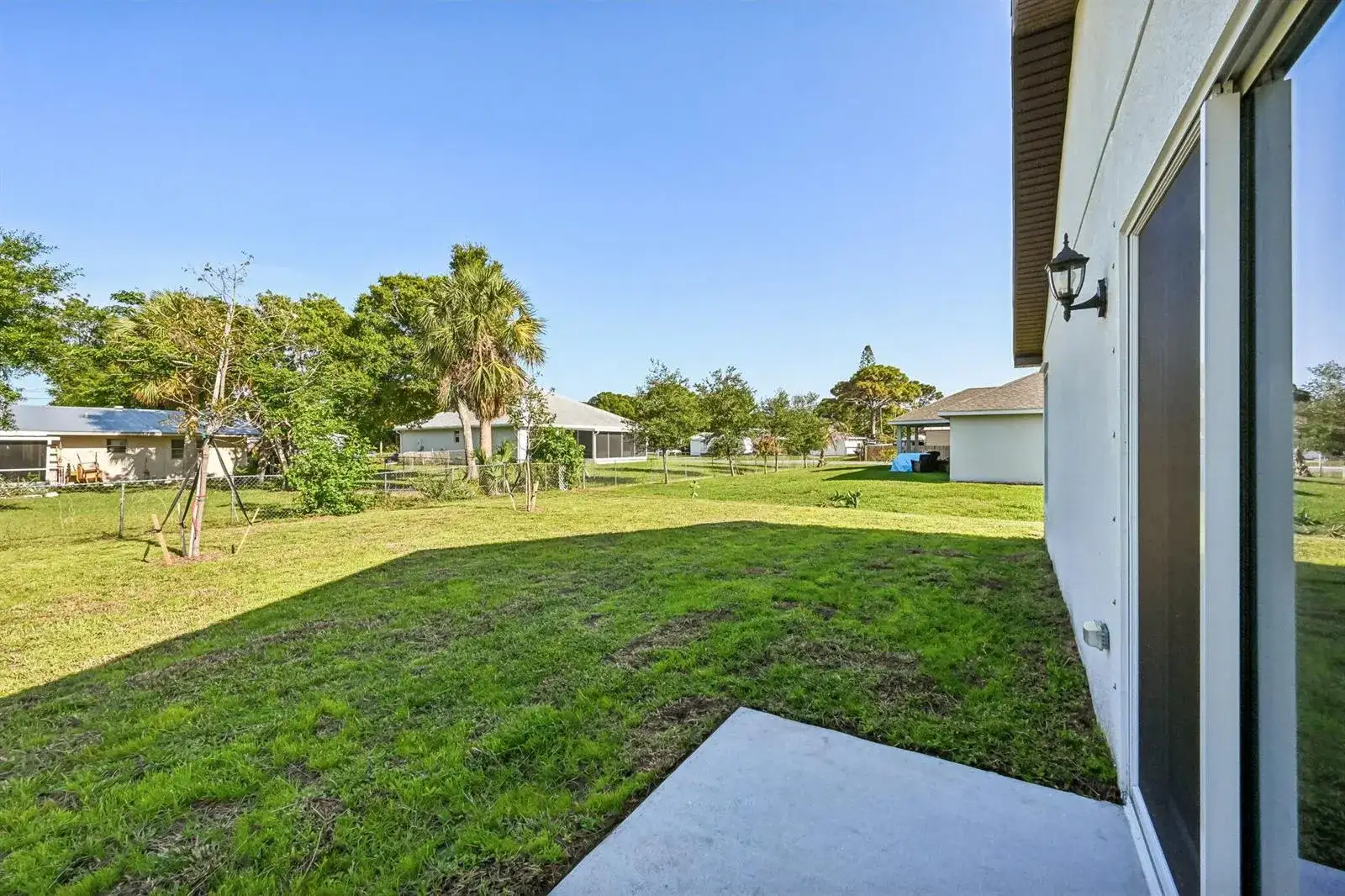 5606 Seagrape Drive, Fort Pierce FL 34982 photo 5
