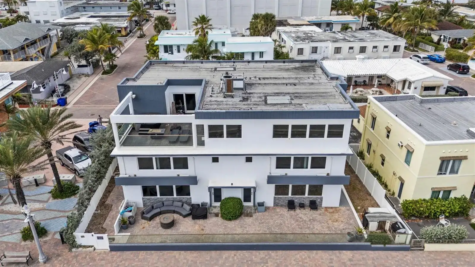 2201 N Surf Road, Hollywood FL 33019 photo 3