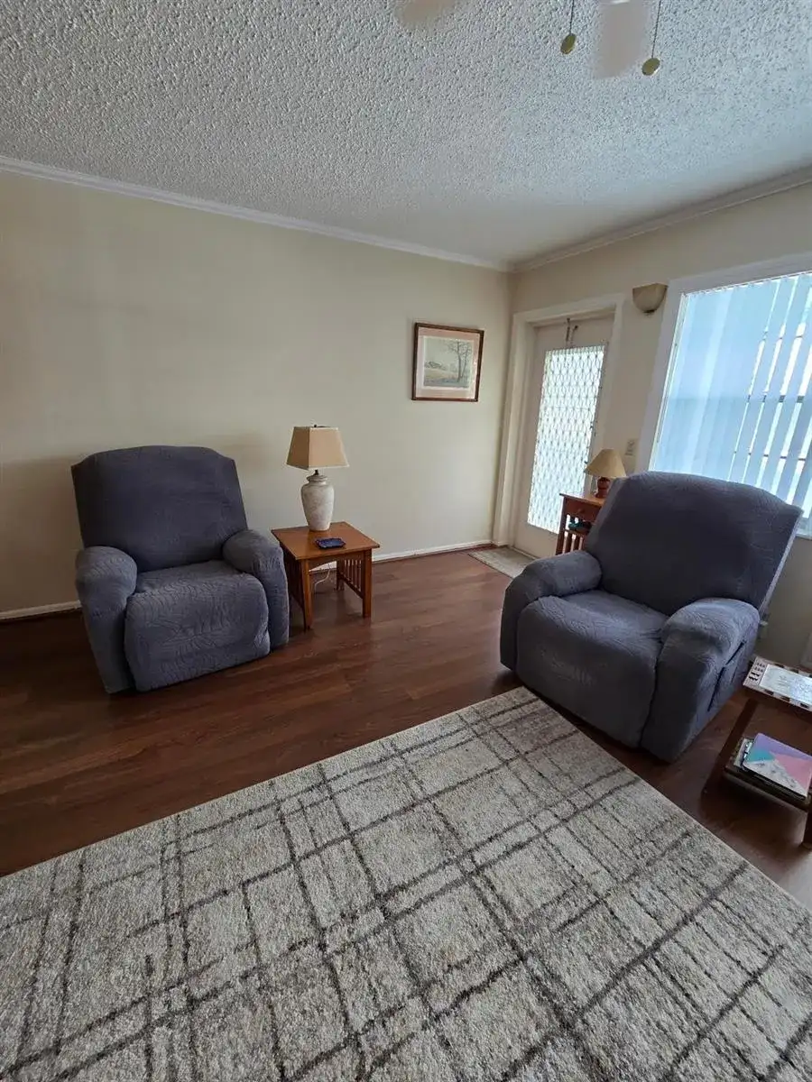 111 Lyndhurst E # 111, Deerfield Beach FL 33442 photo 3