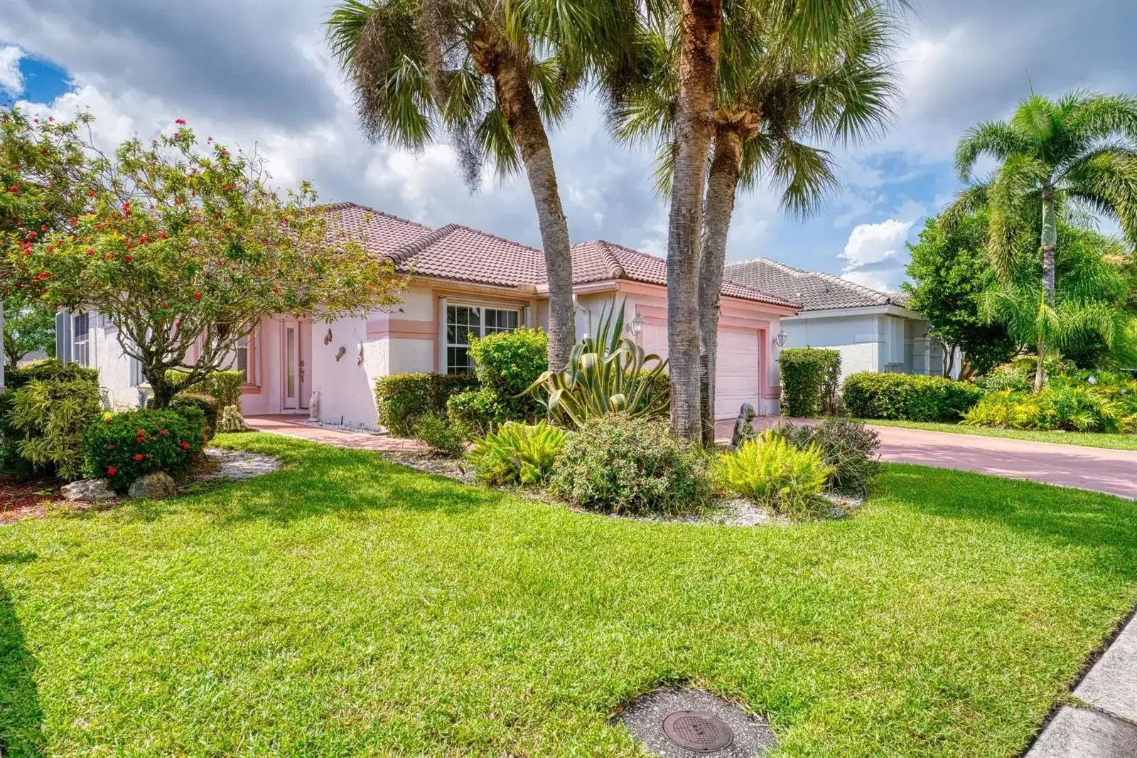 2824 Waters Edge Circle, FL 33413 photo 5