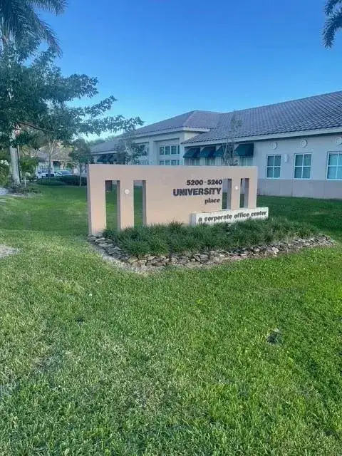 5220 University Drive # 109c, Davie FL 33328 photo 2