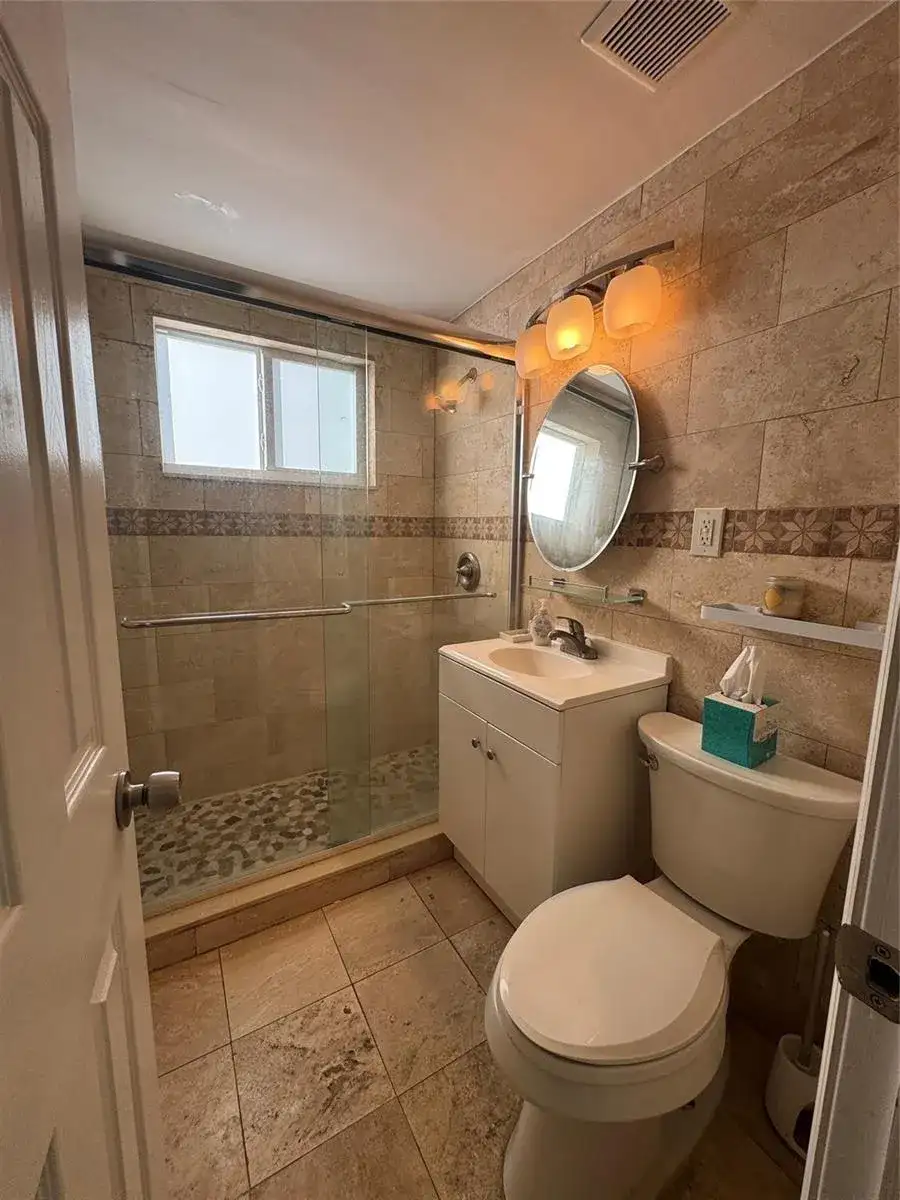 323 Monroe Street # 2, Hollywood FL 33019 photo 5