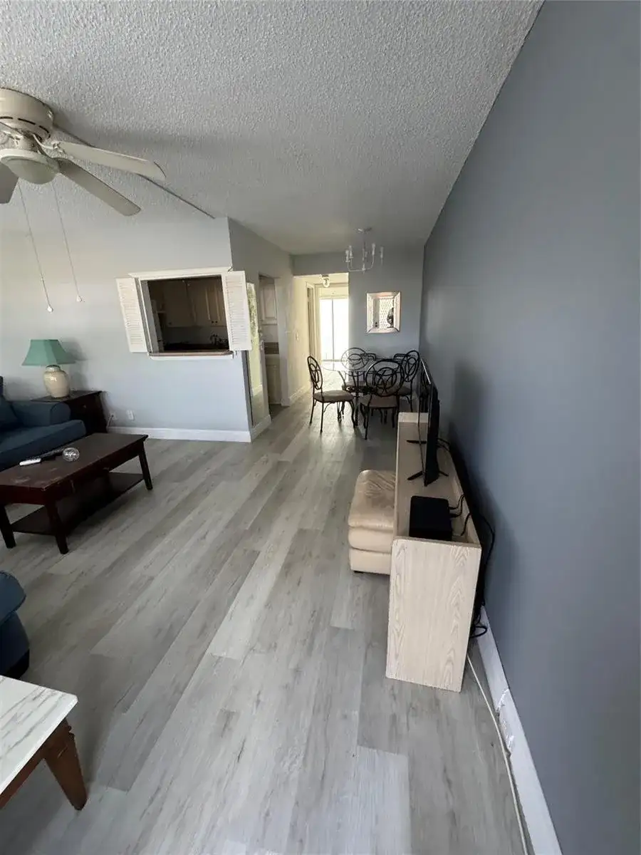 295 Newport T # 295, Deerfield Beach FL 33442 photo 5