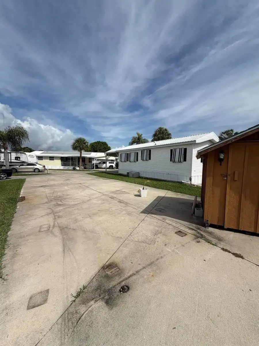 5340 SE 65th Terrace, Okeechobee FL 34974 photo 2