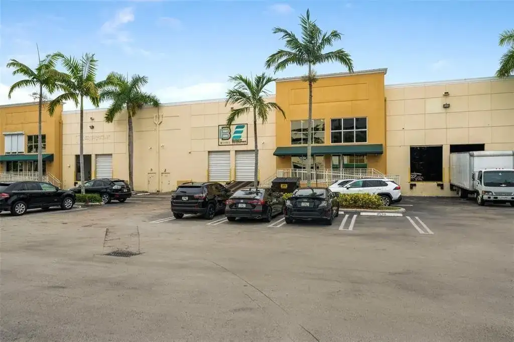 3530 NW 115th Avenue # 3530, Doral FL 33178 photo 2