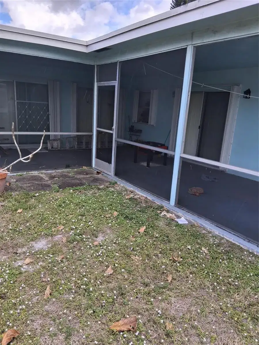 5709 NW 87th Avenue, Tamarac FL 33321 photo 2