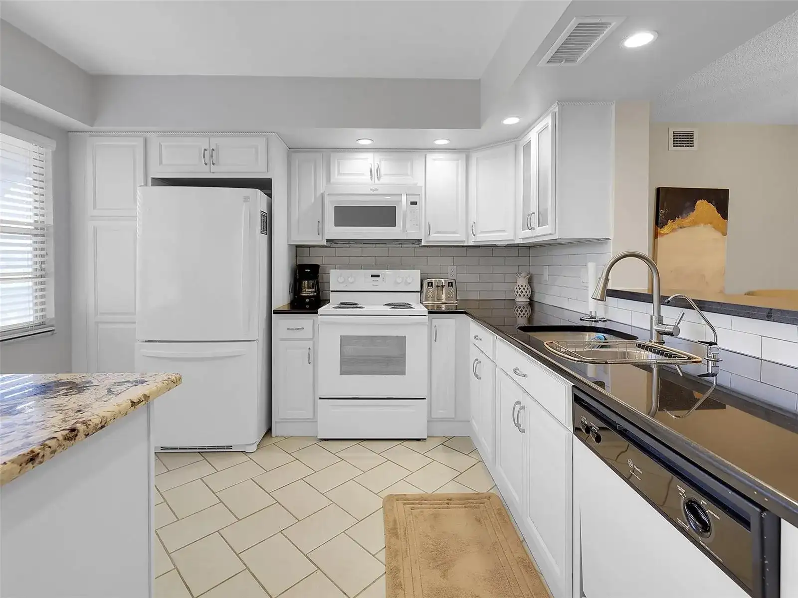 3005 Portofino Isle # G4, Coconut Creek FL 33066 photo 5