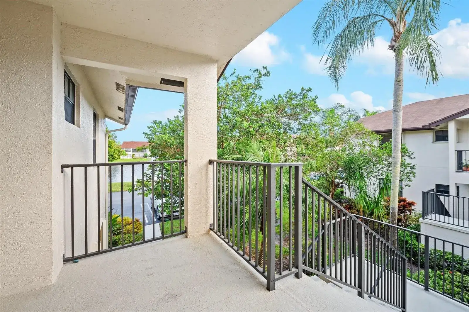 3258 Jog Park Drive, FL 33467 photo 4
