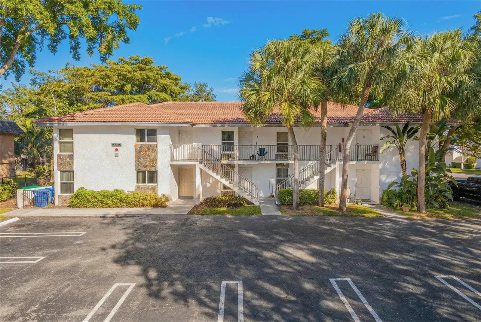 10201 NW 35th Street, Coral Springs FL 33065 photo 2