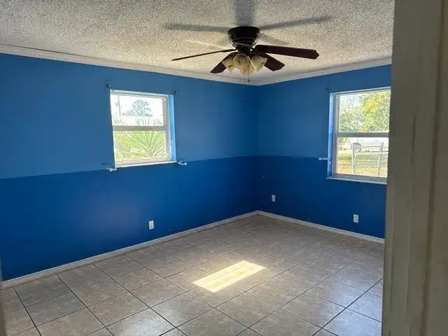 321 NE Genesee Avenue, Port St. Lucie FL 34983 photo 4
