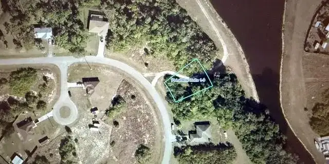 3025 E Briarwood Circle, FL 33935 photo 2