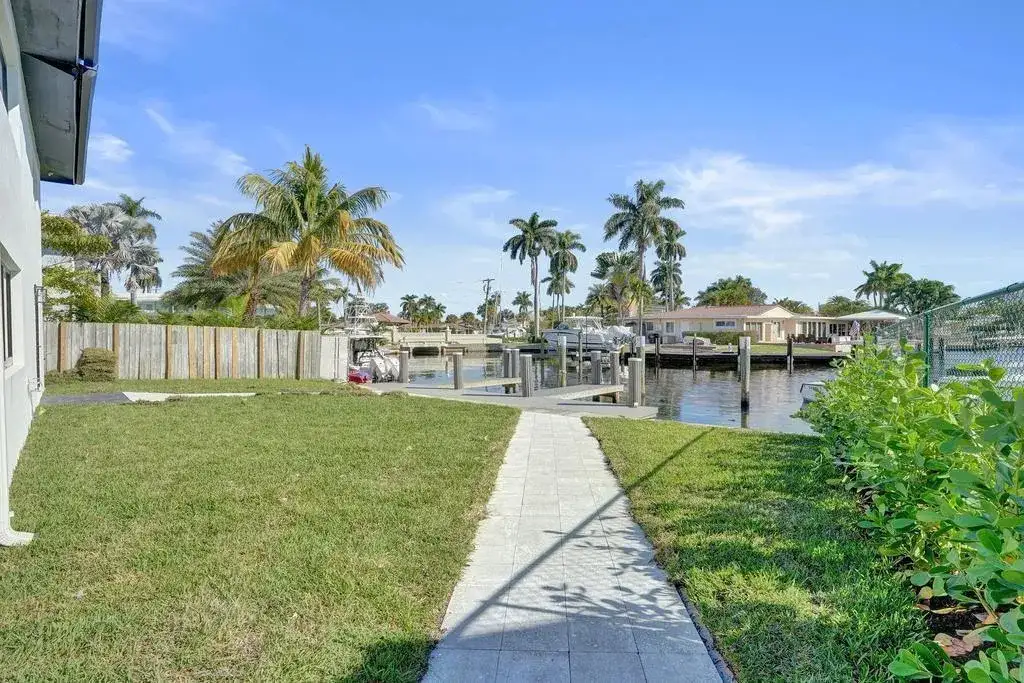 840 SE 22nd Avenue, Pompano Beach FL 33062 photo 3