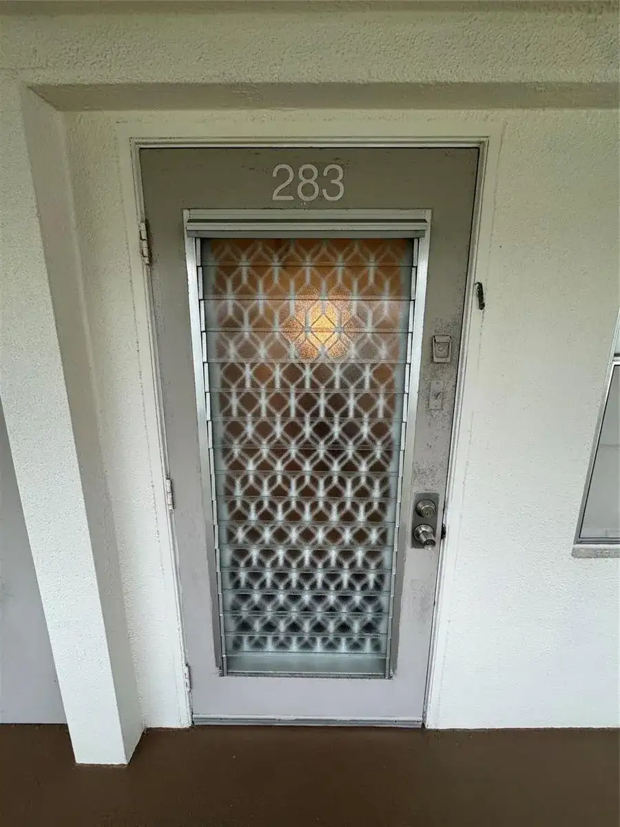 283 Ventnor # 283, Deerfield Beach FL 33442 photo 2