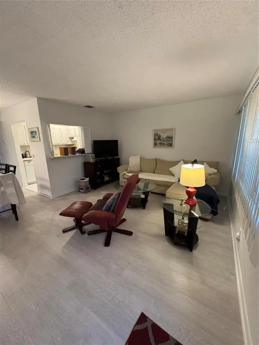 283 Ventnor # 283, Deerfield Beach FL 33442 photo 4