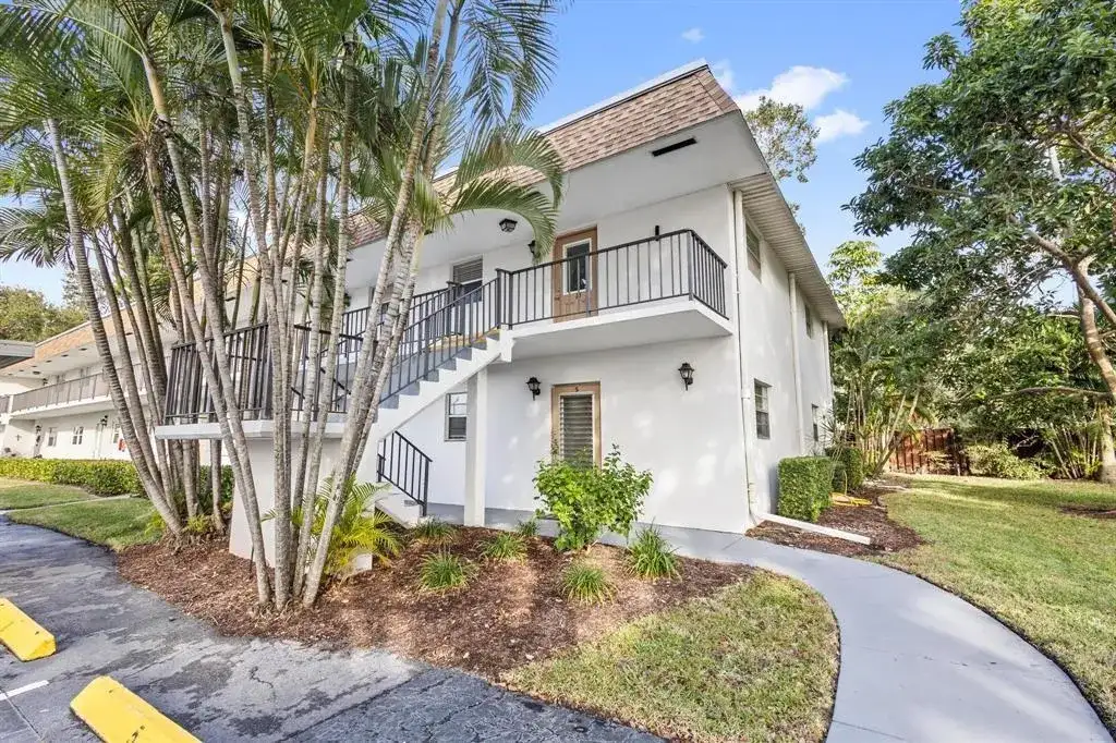 2950 SE Ocean Boulevard # 5, Stuart FL 34996 photo 2