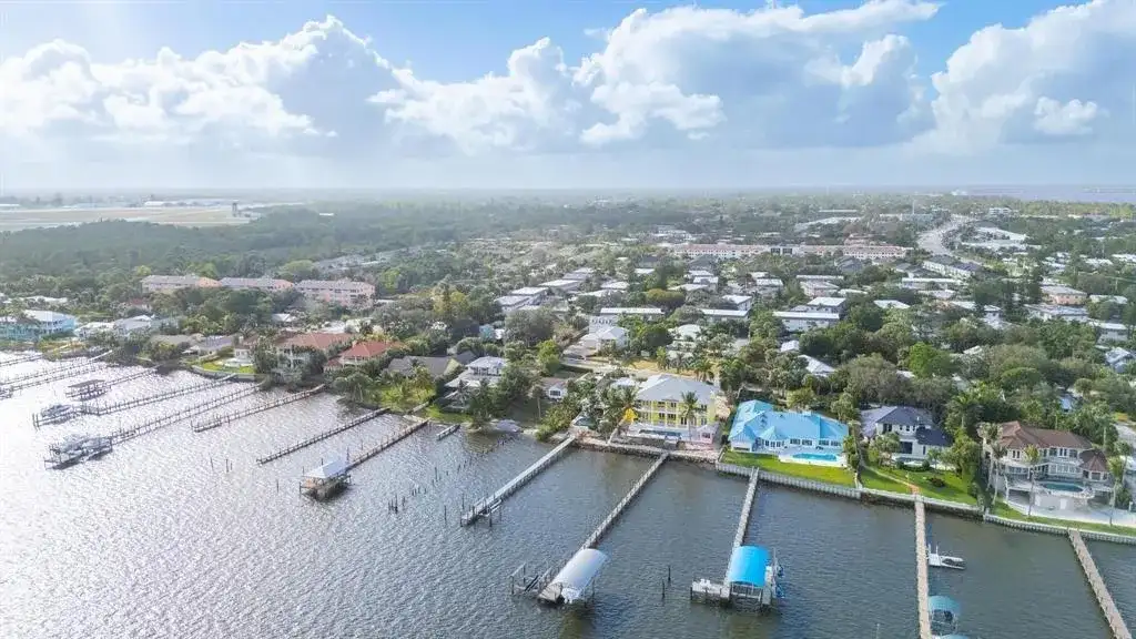 2950 SE Ocean Boulevard # 5, Stuart FL 34996 photo 5