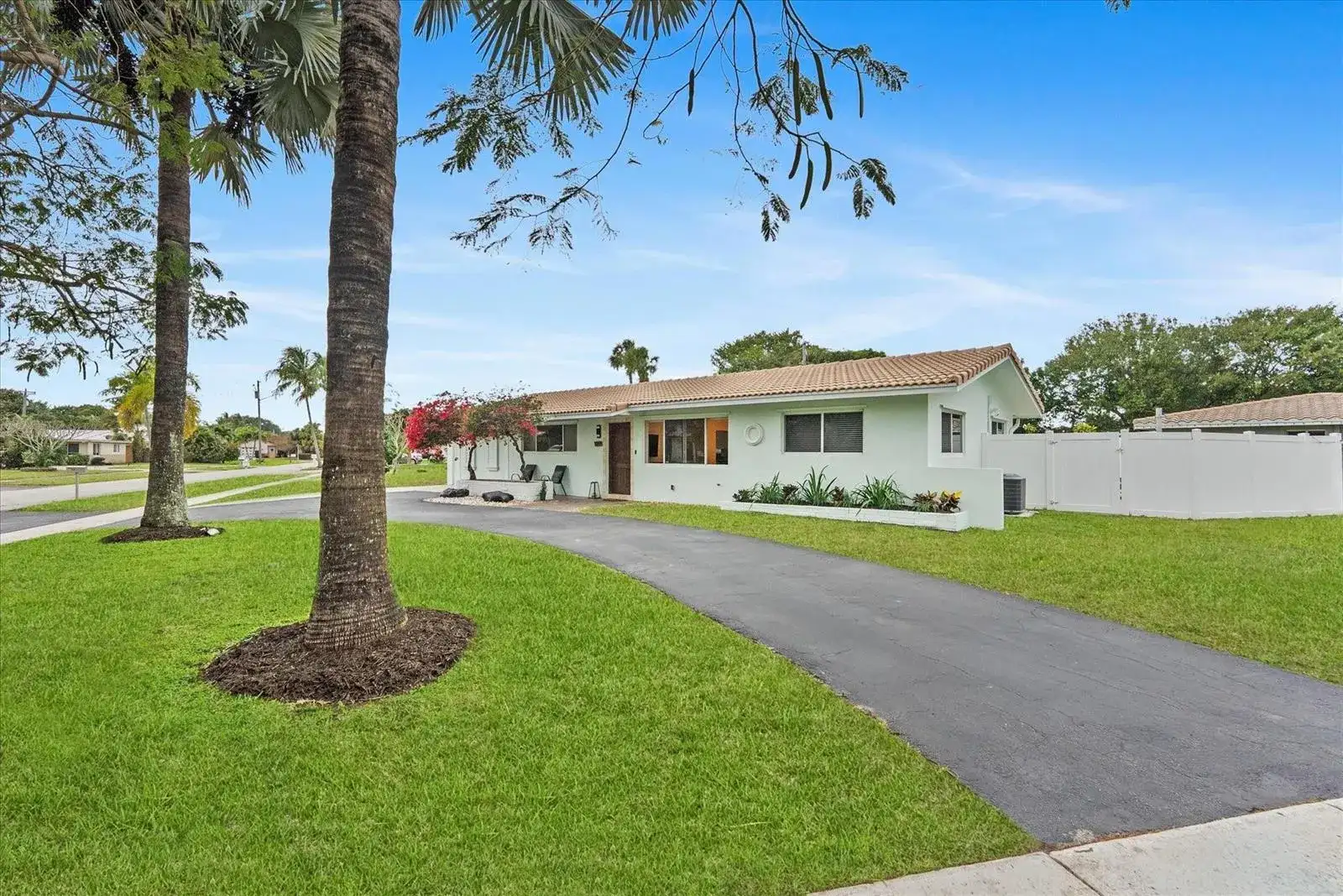 1257 NW 5th Street, Boca Raton FL 33486 photo 3