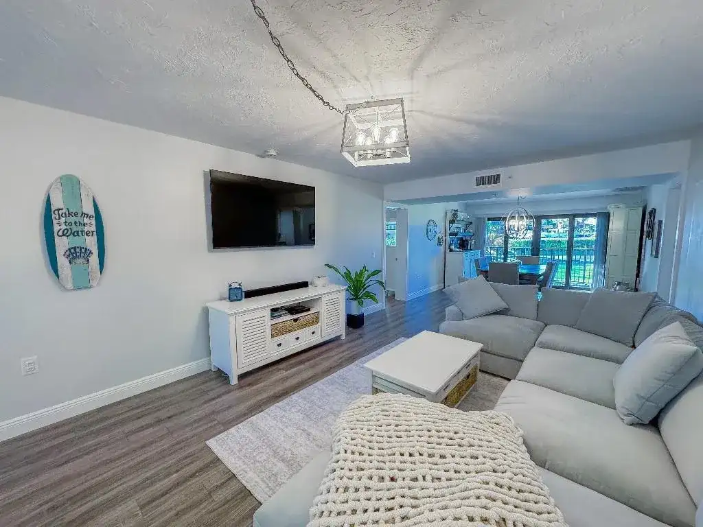 901 Seafarer Circle # 101, Jupiter FL 33477 photo 2