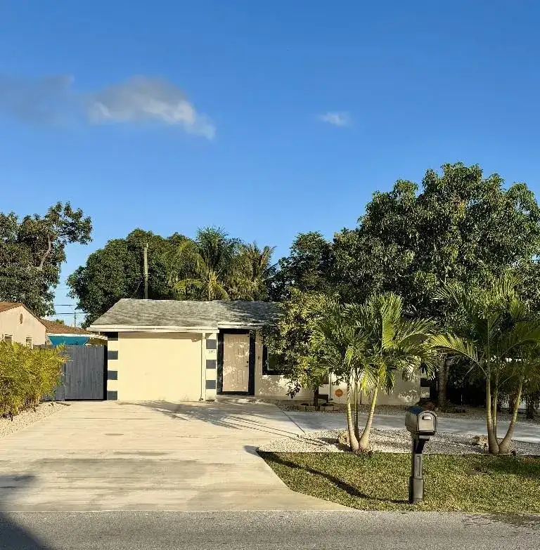 1130 NW 7th Avenue, Fort Lauderdale FL 33311 photo 3