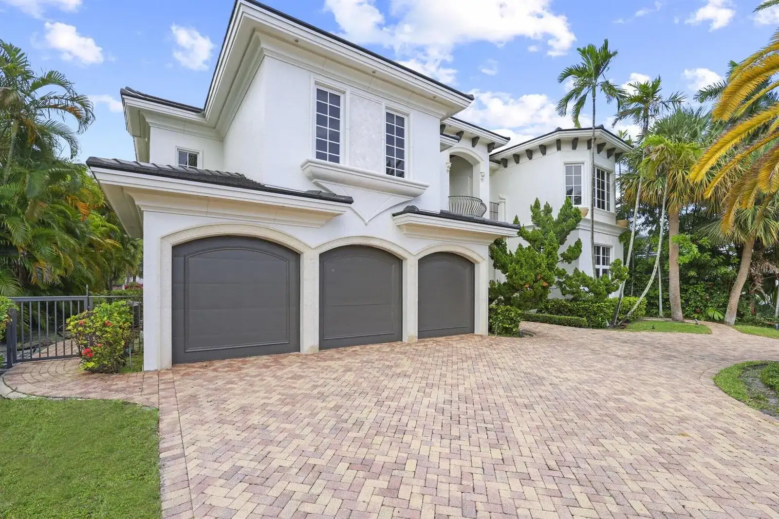 501 Golden Harbour Drive, Boca Raton FL 33432 photo 4