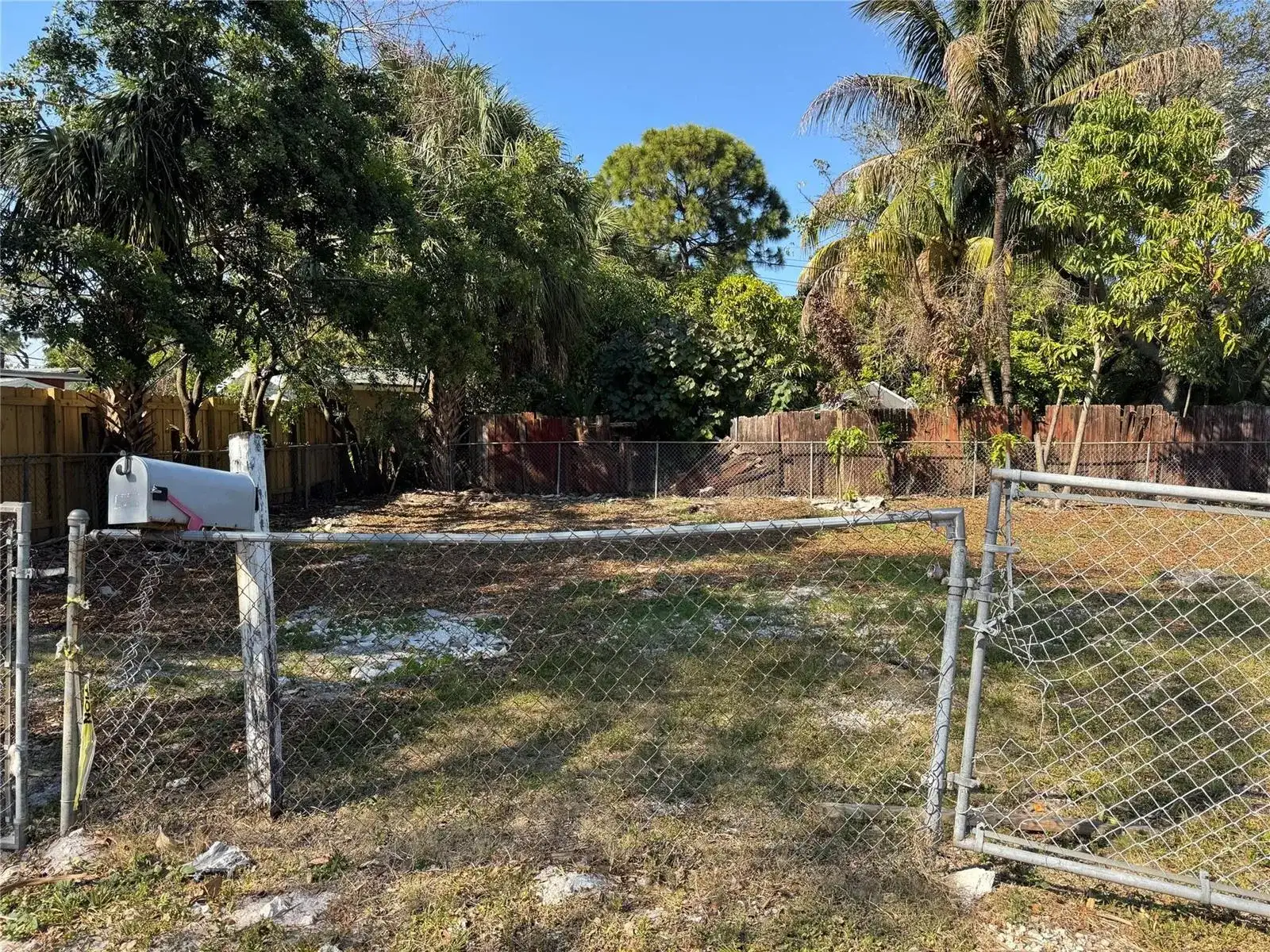 1201 NE 3rd Avenue, Fort Lauderdale FL 33304 photo 2