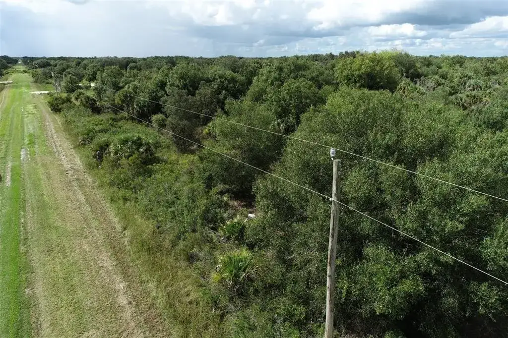 19731 NW 266th Street, Okeechobee FL 34972 photo 2
