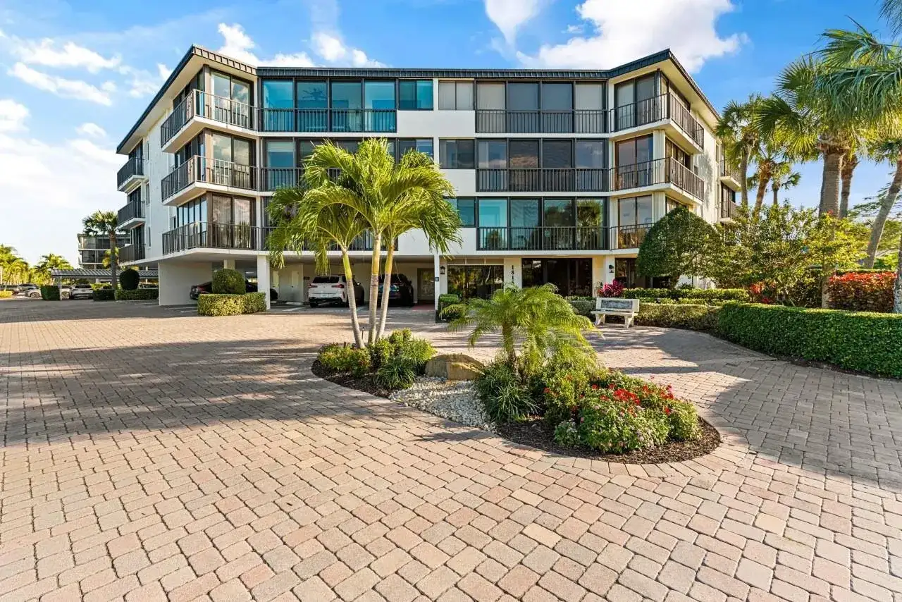 1815 Mooringline Drive # 2e, Vero Beach FL 32963 photo 4