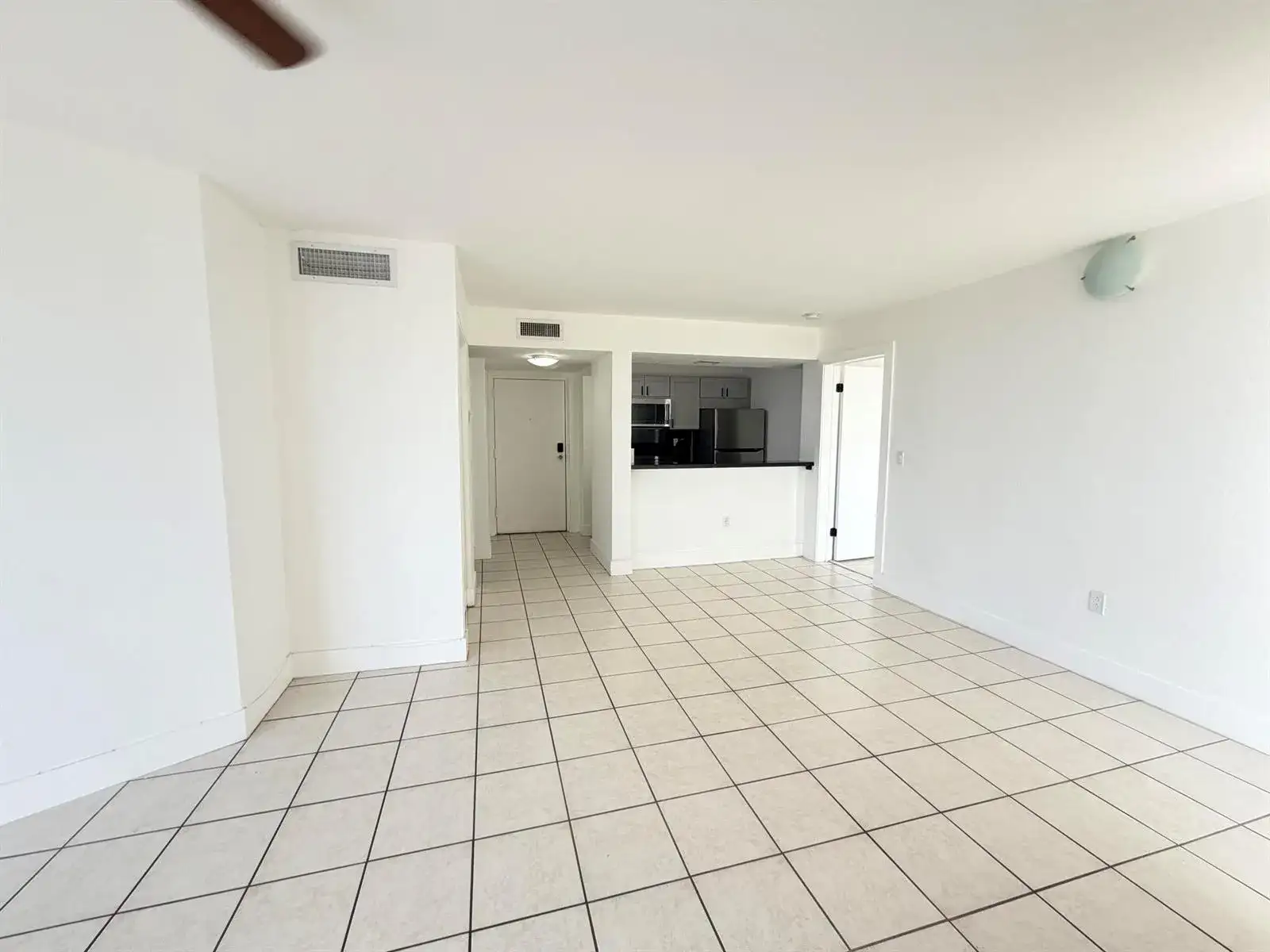 7035 NW 186th Street # D508, Hialeah FL 33015 photo 5