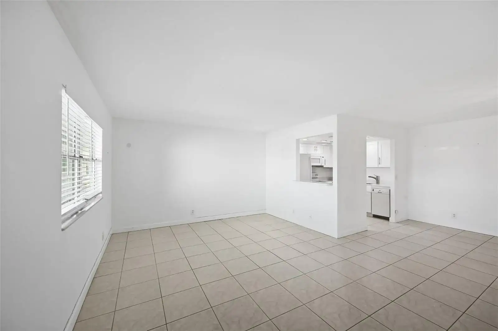 451 Monaco J # j, Delray Beach FL 33446 photo 5