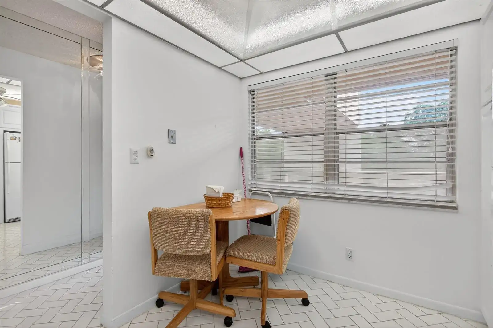 2403 Antigua Circle # B4, Coconut Creek FL 33066 photo 3