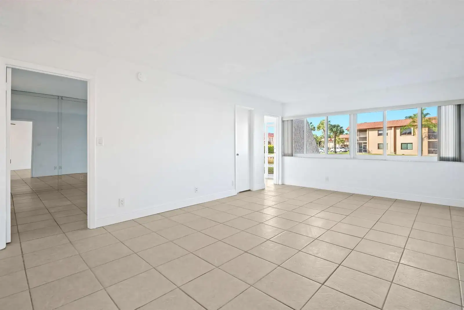 140 Lakeview Drive # 103, Weston FL 33326 photo 5