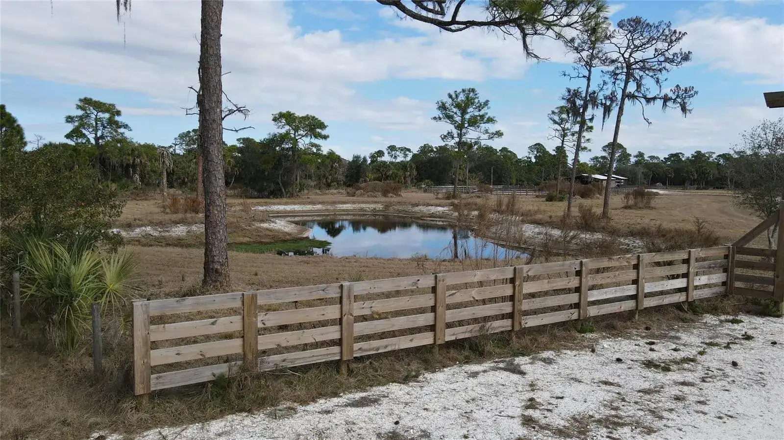 4801 SW Wild Turkey Lane, Okeechobee FL 34974 photo 2