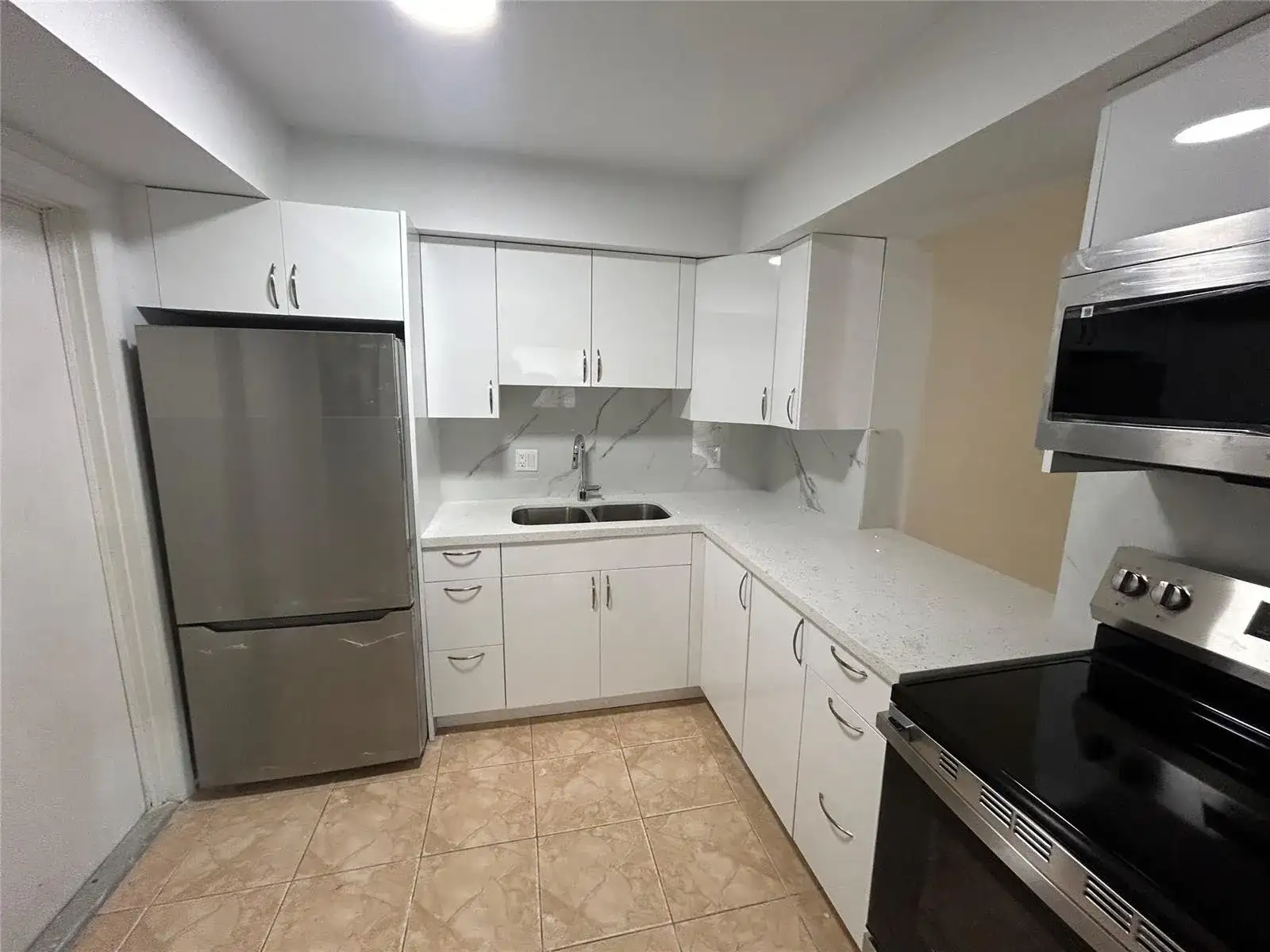 7625 SW 10th Street, North Lauderdale FL 33068 photo 2