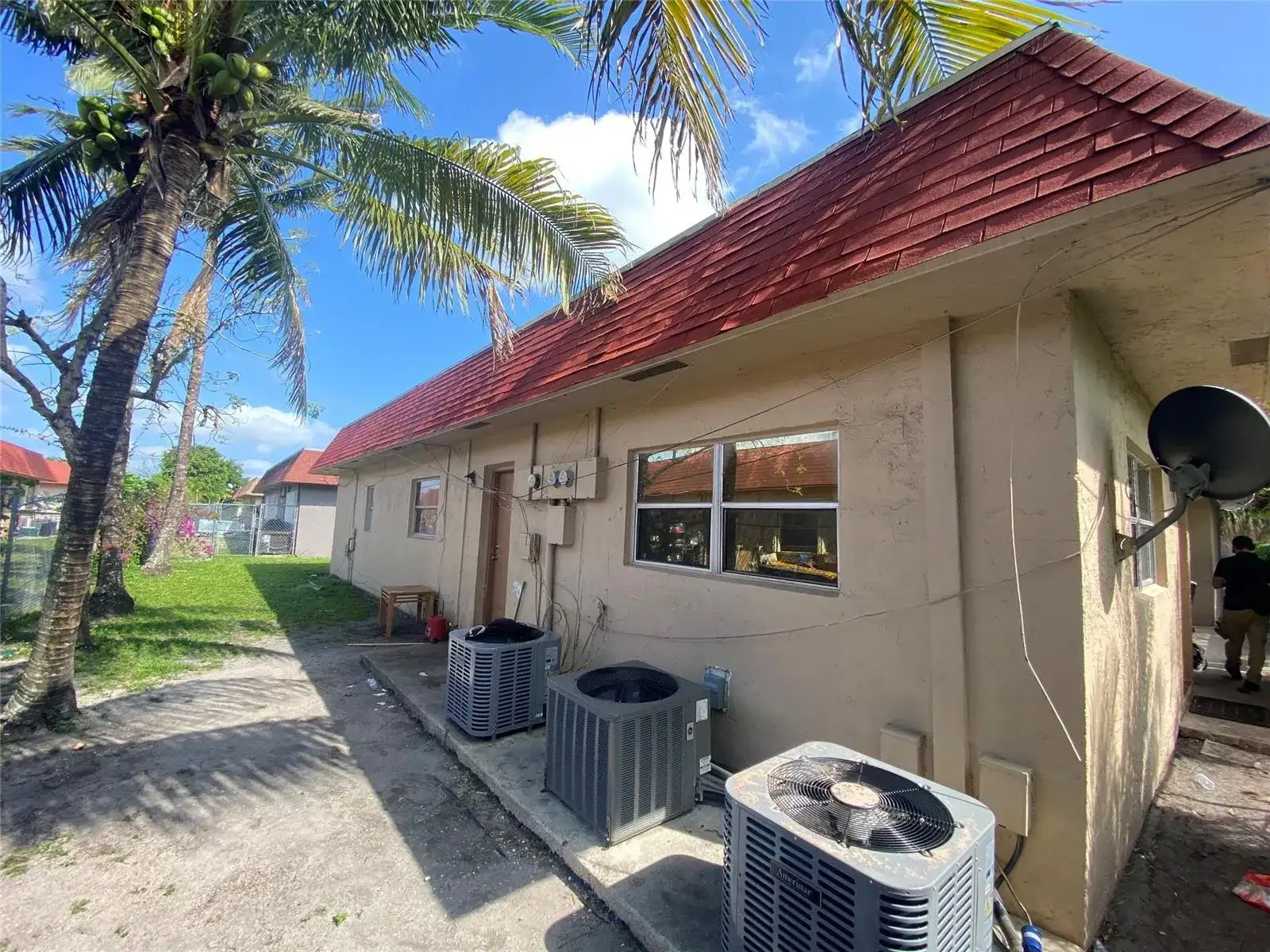 7961 SW 10th Court, North Lauderdale FL 33068 photo 4