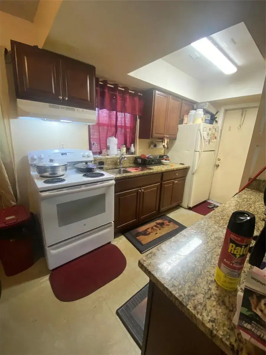 7961 SW 10th Court, North Lauderdale FL 33068 photo 5