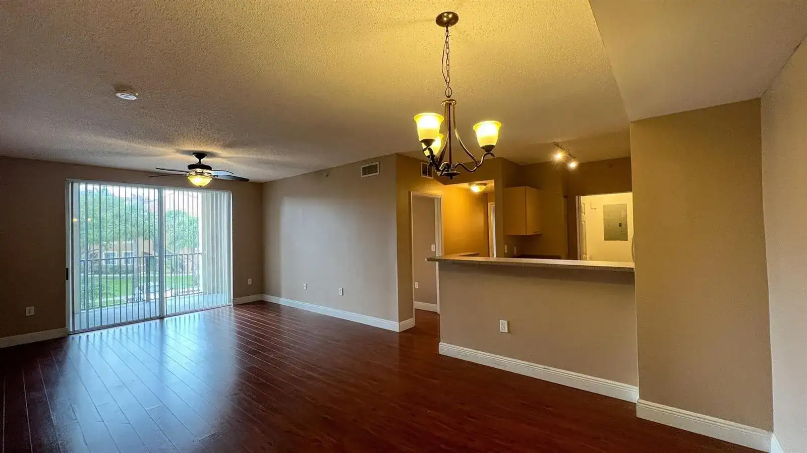 7950 N Nob Hill Road # 203, Tamarac FL 33321 photo 2