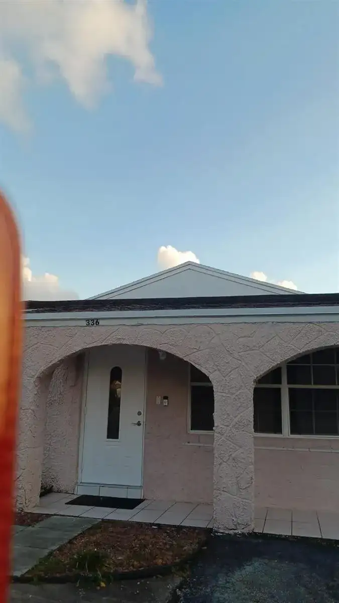 336 NW 7th Court, Deerfield Beach FL 33441 photo 2