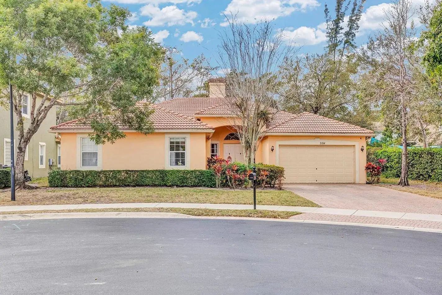 7104 NW 48th Lane, Coconut Creek FL 33073 photo 5