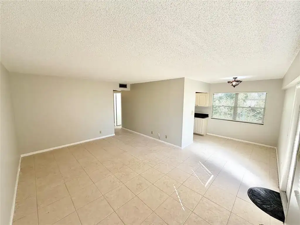 84 Mansfield B # 84, Boca Raton FL 33434 photo 4