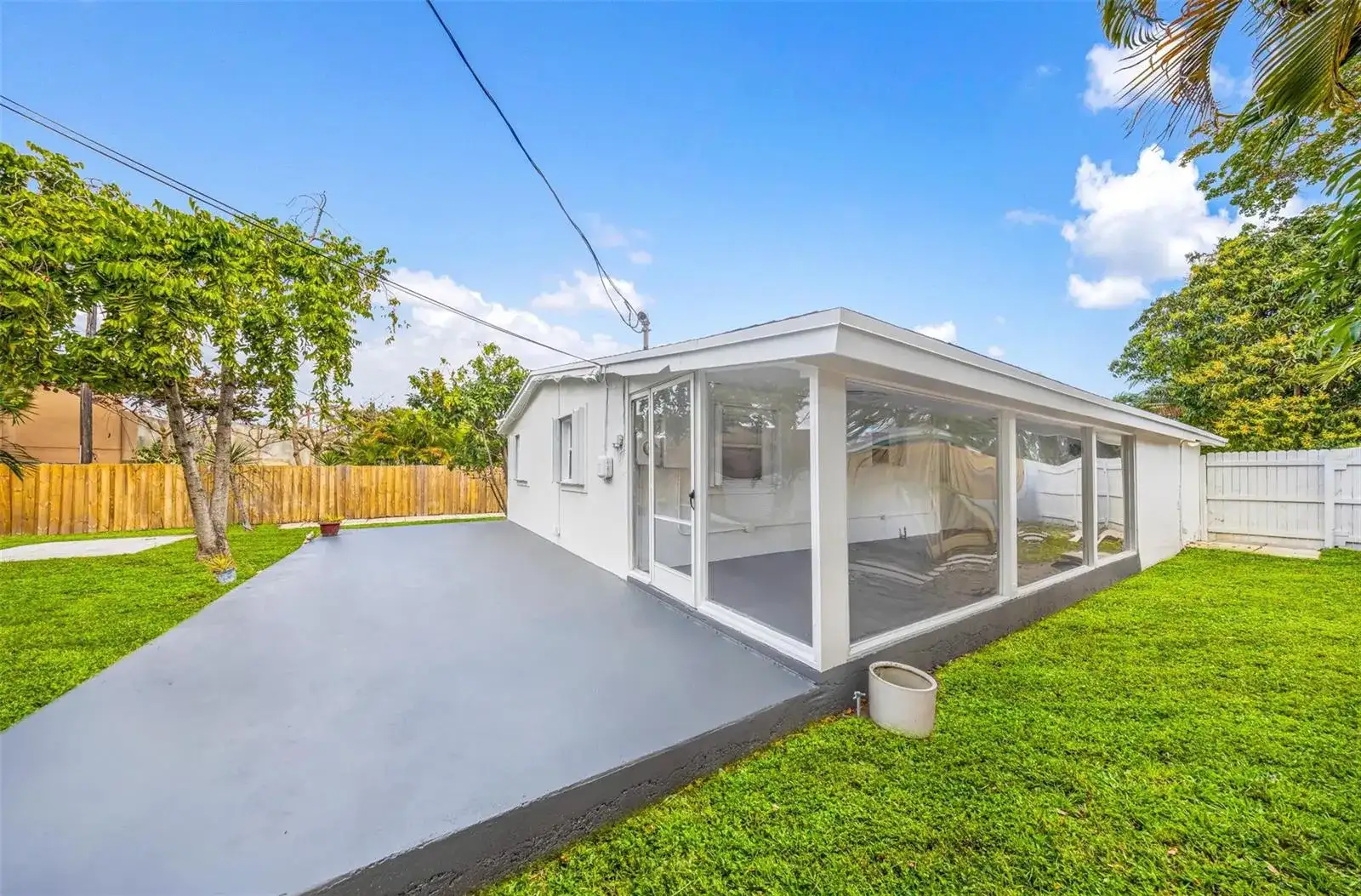 5921 NE 1st Avenue NE, Oakland Park FL 33334 photo 4
